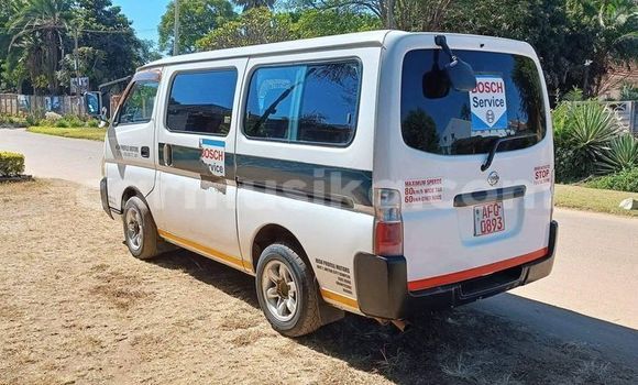 Tenga Tsaru Nissan Caravan Chena Mota in Harare in Harare Tenga Tsaru Nissan Caravan Chena Mota in Harare in Harare