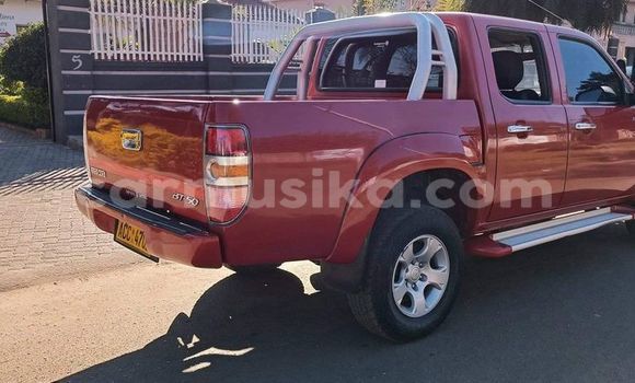 Tenga Tsaru Mazda BT-50 Tsvuku Mota in Harare in Harare Tenga Tsaru Mazda BT-50 Tsvuku Mota in Harare in Harare