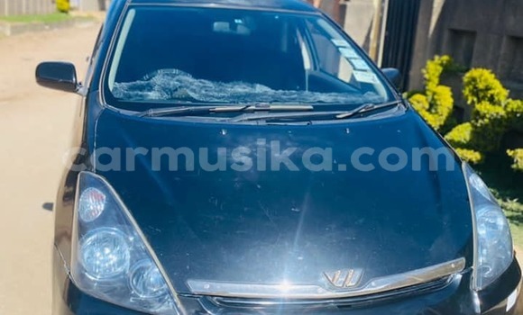 Tenga Tsaru Toyota Wish Nhema Mota in Harare in Harare