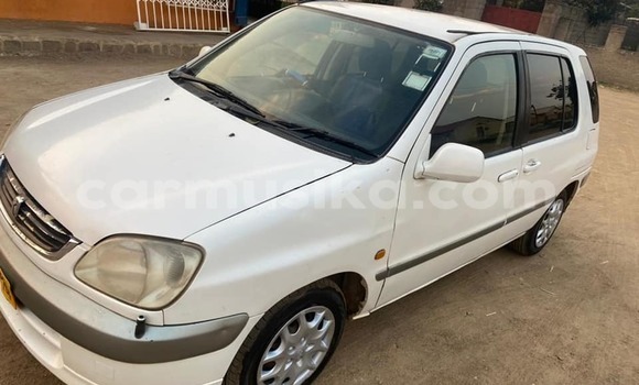 Nunua Ilio tumika Toyota Raum Nyeupe Gari ndani ya Harare nchini Harare