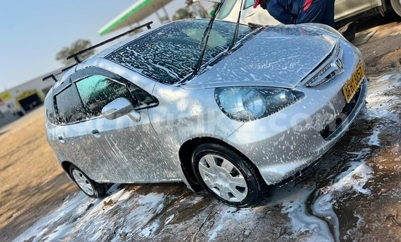 Tenga Tsaru Honda Fit Zvimwe Mota in Harare in Harare Tenga Tsaru Honda Fit Zvimwe Mota in Harare in Harare