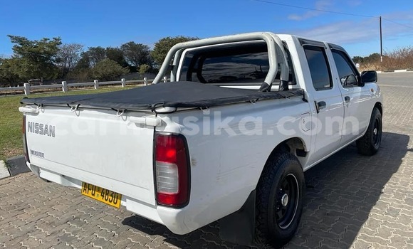 Tenga Tsaru Nissan NP 300 Chena Mota in Harare in Harare Tenga Tsaru Nissan NP 300 Chena Mota in Harare in Harare