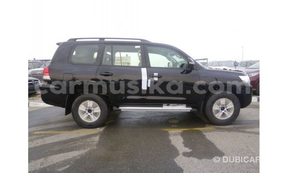 Nunua Imported Toyota Land Cruiser Nyeusi Gari ndani ya Import - Dubai nchini Harare Nunua Imported Toyota Land Cruiser Nyeusi Gari ndani ya Import - Dubai nchini Harare