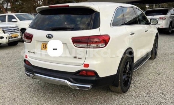 Acheter Occasion Voiture Kia Sportage Blanc à Harare, Harare Acheter Occasion Voiture Kia Sportage Blanc à Harare, Harare