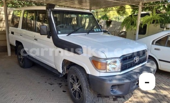 Acheter Occasion Voiture Toyota Land Cruiser Blanc à Harare, Harare Acheter Occasion Voiture Toyota Land Cruiser Blanc à Harare, Harare