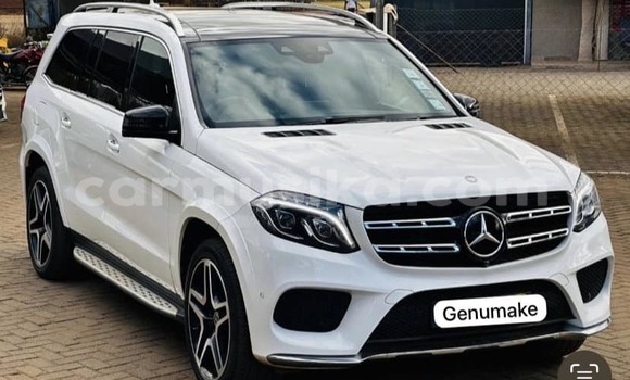 Nunua Ilio tumika Mercedes‒Benz GLS-klasse Nyeupe Gari ndani ya Harare nchini Harare