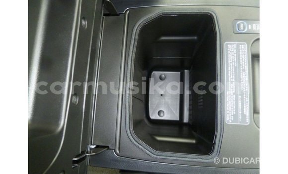 Nunua Imported Toyota Land Cruiser Nyeusi Gari ndani ya Import - Dubai nchini Harare Nunua Imported Toyota Land Cruiser Nyeusi Gari ndani ya Import - Dubai nchini Harare