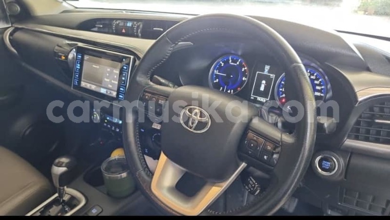 Big with watermark toyota hilux harare harare 33500