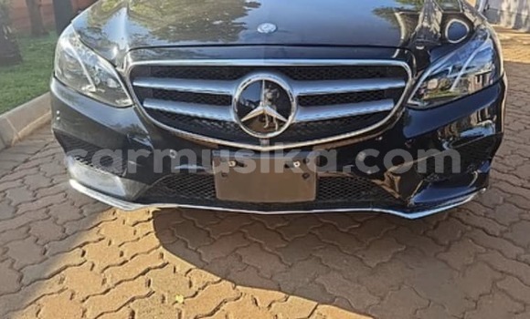 Acheter Occasion Voiture Mercedes-Benz E-Classe Noir à Harare, Harare Acheter Occasion Voiture Mercedes-Benz E-Classe Noir à Harare, Harare