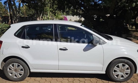 Acheter Occasion Voiture Volkswagen Polo Blanc à Harare, Harare Acheter Occasion Voiture Volkswagen Polo Blanc à Harare, Harare