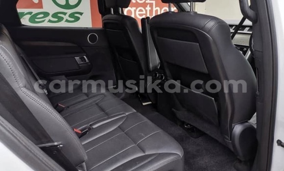 Acheter Occasion Voiture Land Rover Discovery Blanc à Harare, Harare Acheter Occasion Voiture Land Rover Discovery Blanc à Harare, Harare