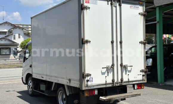 Acheter Occasion Utilitaire Toyota Dyna Blanc à Beitbridge, Matabeleland South Acheter Occasion Utilitaire Toyota Dyna Blanc à Beitbridge, Matabeleland South