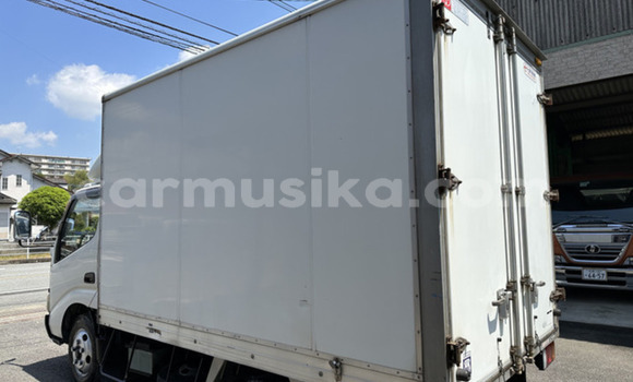 Acheter Occasion Utilitaire Toyota Dyna Blanc à Beitbridge, Matabeleland South Acheter Occasion Utilitaire Toyota Dyna Blanc à Beitbridge, Matabeleland South