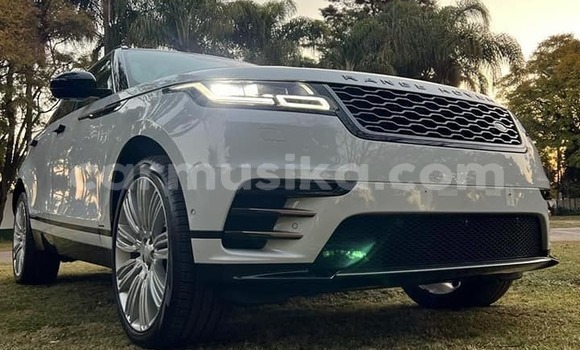 Nunua Ilio tumika Range Rover Range Rover Nyeupe Gari ndani ya Harare nchini Harare Nunua Ilio tumika Range Rover Range Rover Nyeupe Gari ndani ya Harare nchini Harare