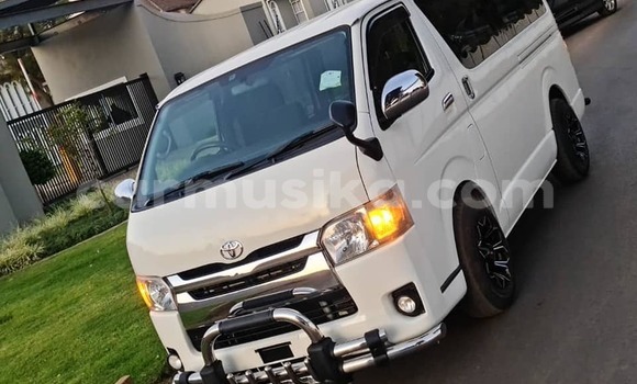 Nunua Ilio tumika Toyota Soluna Vios Nyeupe Gari ndani ya Harare nchini Harare Nunua Ilio tumika Toyota Soluna Vios Nyeupe Gari ndani ya Harare nchini Harare