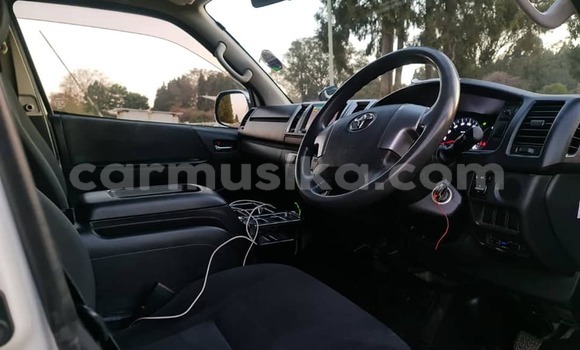 Nunua Ilio tumika Toyota Soluna Vios Nyeupe Gari ndani ya Harare nchini Harare Nunua Ilio tumika Toyota Soluna Vios Nyeupe Gari ndani ya Harare nchini Harare
