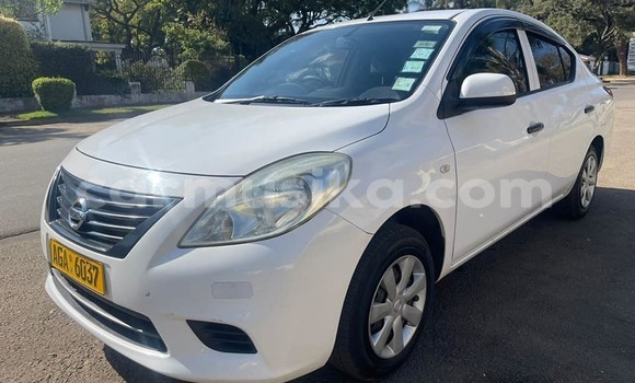 Tenga Tsaru Nissan Latio Chena Mota in Harare in Harare