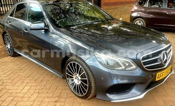 Tenga Tsaru MercedesâBenz EâClass Nhema Mota in Harare in Harare Tenga Tsaru MercedesâBenz EâClass Nhema Mota in Harare in Harare