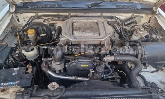 Tenga Tsaru Nissan NP 300 Zvimwe Mota in Harare in Harare Tenga Tsaru Nissan NP 300 Zvimwe Mota in Harare in Harare