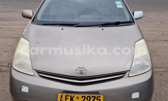 Tenga Tsaru Toyota Prius Zvimwe Mota in Harare in Harare Tenga Tsaru Toyota Prius Zvimwe Mota in Harare in Harare