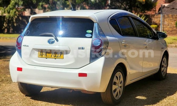Tenga Tsaru Toyota Aqua Chena Mota in Harare in Harare Tenga Tsaru Toyota Aqua Chena Mota in Harare in Harare
