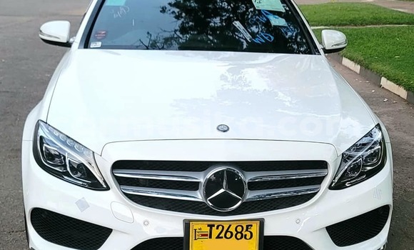 Buy Used Mercedes‒Benz C–Class White Car in Harare in Harare Buy Used Mercedes‒Benz C–Class White Car in Harare in Harare