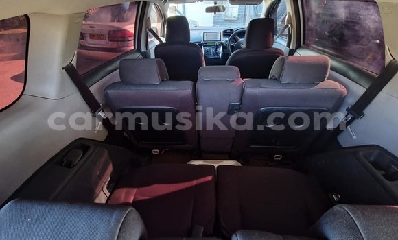 Tenga Tsaru Toyota Wish Zvimwe Mota in Harare in Harare Tenga Tsaru Toyota Wish Zvimwe Mota in Harare in Harare