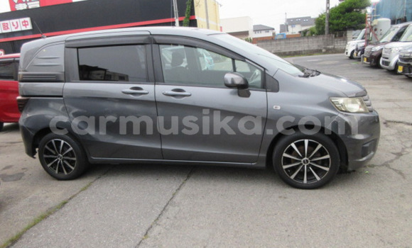 Acheter Occasion Voiture Honda Freed Gris à Beitbridge, Matabeleland South Acheter Occasion Voiture Honda Freed Gris à Beitbridge, Matabeleland South