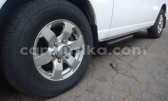 Acheter Occasion Voiture Nissan Caravan Blanc à Beitbridge, Matabeleland South Acheter Occasion Voiture Nissan Caravan Blanc à Beitbridge, Matabeleland South