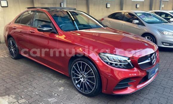 Nunua Ilio tumika Mercedes-Benz C-Classe Nyekundu Gari ndani ya Beitbridge nchini Matabeleland Kusini