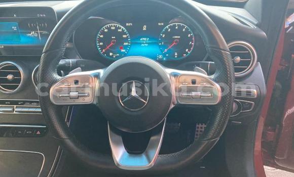 Acheter Occasion Voiture Mercedes-Benz C-Classe Rouge à Beitbridge, Matabeleland South Acheter Occasion Voiture Mercedes-Benz C-Classe Rouge à Beitbridge, Matabeleland South