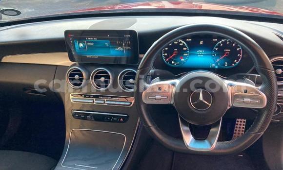 Acheter Occasion Voiture Mercedes-Benz C-Classe Rouge à Beitbridge, Matabeleland South Acheter Occasion Voiture Mercedes-Benz C-Classe Rouge à Beitbridge, Matabeleland South