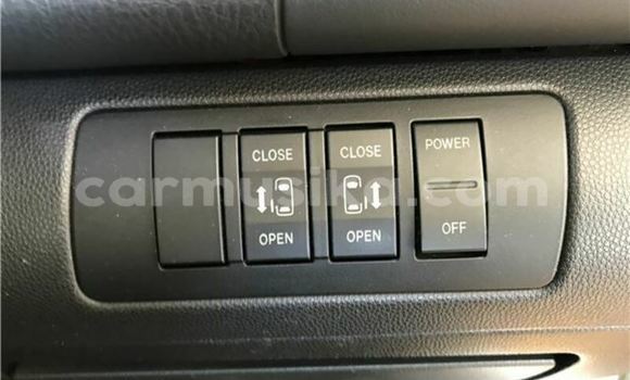 Buy Used Mazda MPV White Car in Beitbridge in Matabeleland South Buy Used Mazda MPV White Car in Beitbridge in Matabeleland South