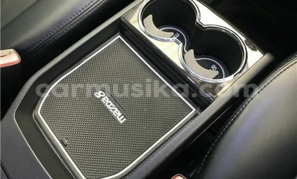 Buy Used Mazda MPV White Car in Beitbridge in Matabeleland South Buy Used Mazda MPV White Car in Beitbridge in Matabeleland South