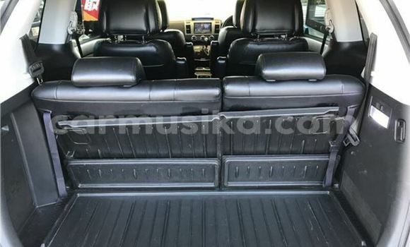 Buy Used Mazda MPV White Car in Beitbridge in Matabeleland South Buy Used Mazda MPV White Car in Beitbridge in Matabeleland South