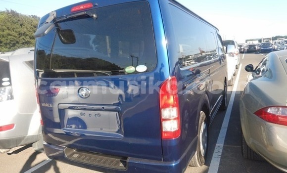Acheter Occasion Voiture Toyota Hiace Bleu à Beitbridge, Matabeleland South Acheter Occasion Voiture Toyota Hiace Bleu à Beitbridge, Matabeleland South