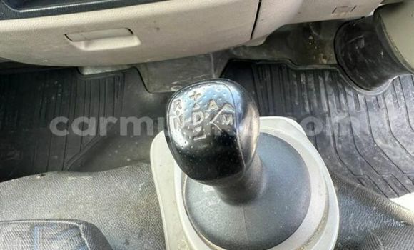 Acheter Occasion Utilitaire Nissan UD Blanc à Beitbridge, Matabeleland South Acheter Occasion Utilitaire Nissan UD Blanc à Beitbridge, Matabeleland South