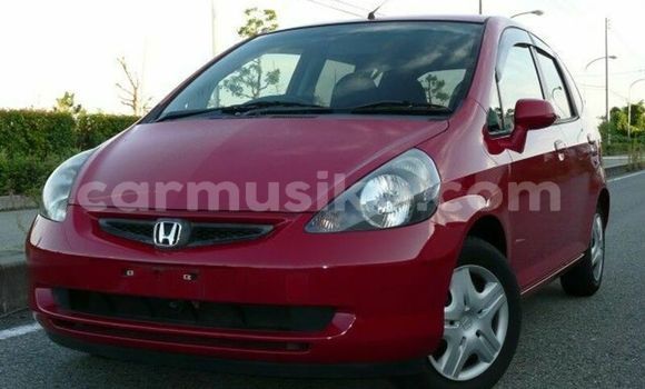 Tenga Tsaru Honda Fit Tsvuku Mota in Beitbridge in Matabeleland South