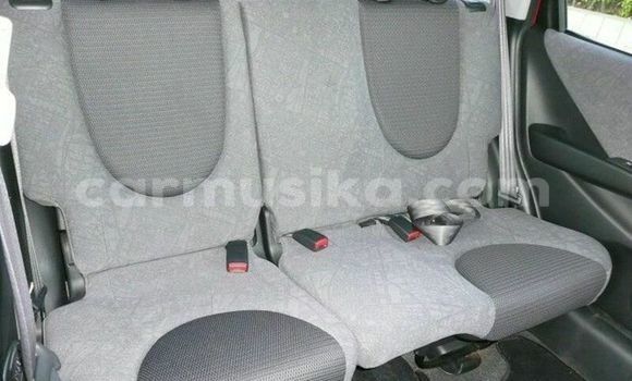 Nunua Ilio tumika Honda Fit Nyekundu Gari ndani ya Beitbridge nchini Matabeleland Kusini Nunua Ilio tumika Honda Fit Nyekundu Gari ndani ya Beitbridge nchini Matabeleland Kusini