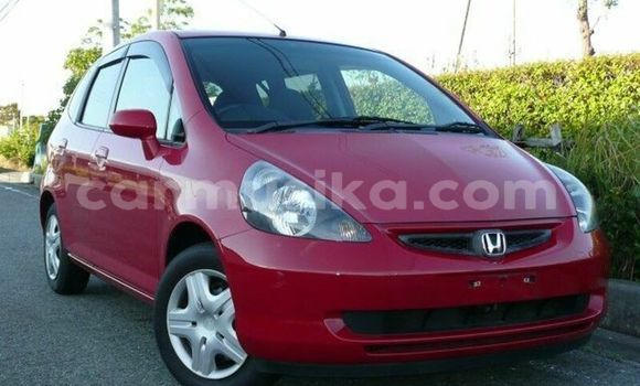 Nunua Ilio tumika Honda Fit Nyekundu Gari ndani ya Beitbridge nchini Matabeleland Kusini Nunua Ilio tumika Honda Fit Nyekundu Gari ndani ya Beitbridge nchini Matabeleland Kusini