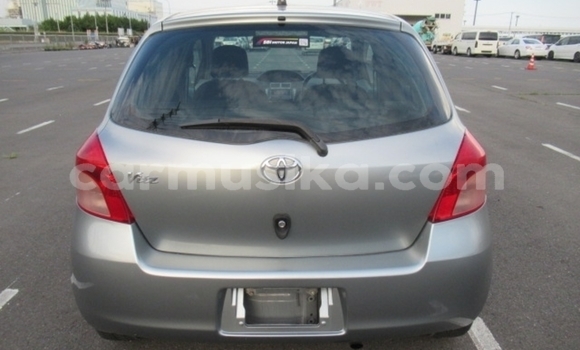 Buy Used Toyota Vitz Blue Car in Beitbridge in Matabeleland South Buy Used Toyota Vitz Blue Car in Beitbridge in Matabeleland South