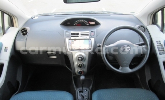 Buy Used Toyota Vitz Blue Car in Beitbridge in Matabeleland South Buy Used Toyota Vitz Blue Car in Beitbridge in Matabeleland South