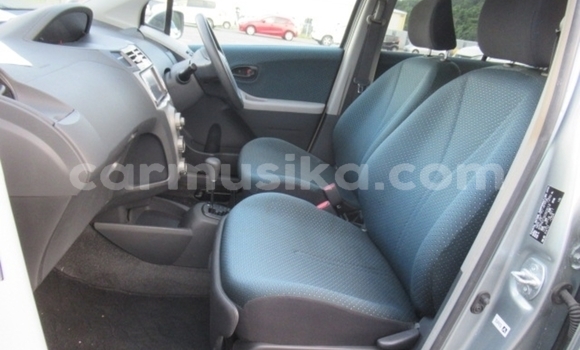 Buy Used Toyota Vitz Blue Car in Beitbridge in Matabeleland South Buy Used Toyota Vitz Blue Car in Beitbridge in Matabeleland South