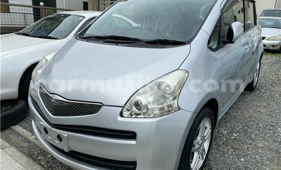 Acheter Occasion Voiture Toyota Ractis Gris à Beitbridge, Matabeleland South Acheter Occasion Voiture Toyota Ractis Gris à Beitbridge, Matabeleland South