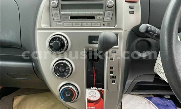 Acheter Occasion Voiture Toyota Ractis Gris à Beitbridge, Matabeleland South Acheter Occasion Voiture Toyota Ractis Gris à Beitbridge, Matabeleland South