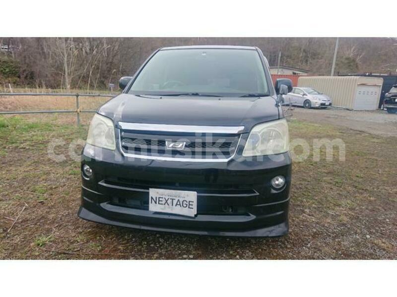 Big with watermark toyota noah matabeleland south beitbridge 33591