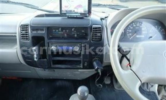 Nunua Ilio tumika Toyota Dyna Nyeupe Lori ndani ya Beitbridge nchini Matabeleland Kusini Nunua Ilio tumika Toyota Dyna Nyeupe Lori ndani ya Beitbridge nchini Matabeleland Kusini