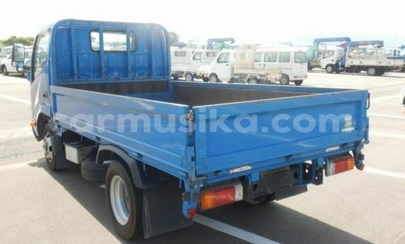 Tenga Tsaru Toyota Dyna Bhuruu Rori in Beitbridge in Matabeleland South Tenga Tsaru Toyota Dyna Bhuruu Rori in Beitbridge in Matabeleland South