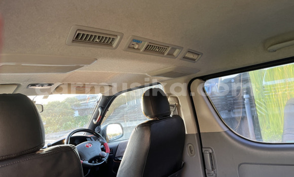 Acheter Occasion Voiture Toyota Hiace Noir à Beitbridge, Matabeleland South Acheter Occasion Voiture Toyota Hiace Noir à Beitbridge, Matabeleland South