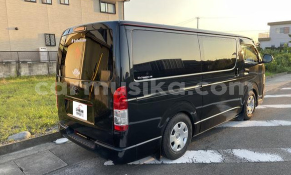 Acheter Occasion Voiture Toyota Hiace Noir à Beitbridge, Matabeleland South Acheter Occasion Voiture Toyota Hiace Noir à Beitbridge, Matabeleland South